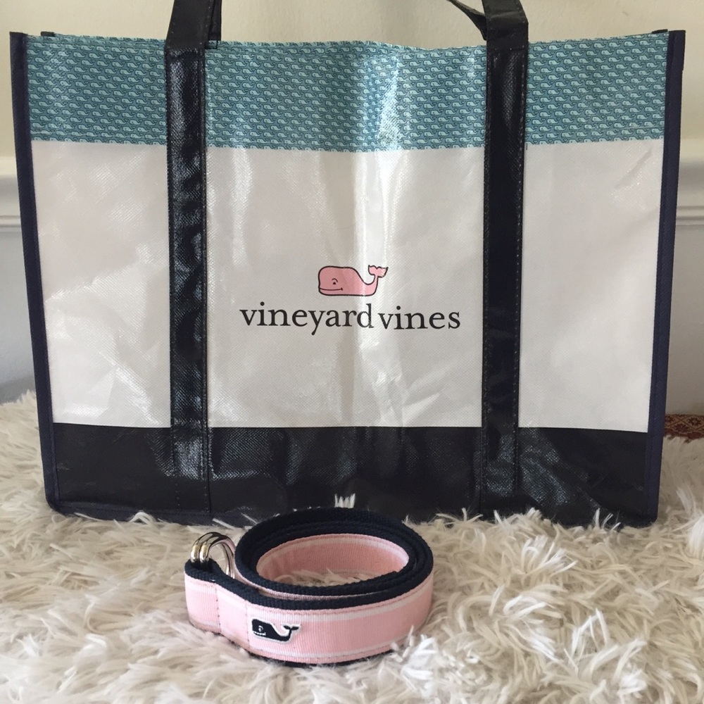 Vineyard Vines Belt And Tote